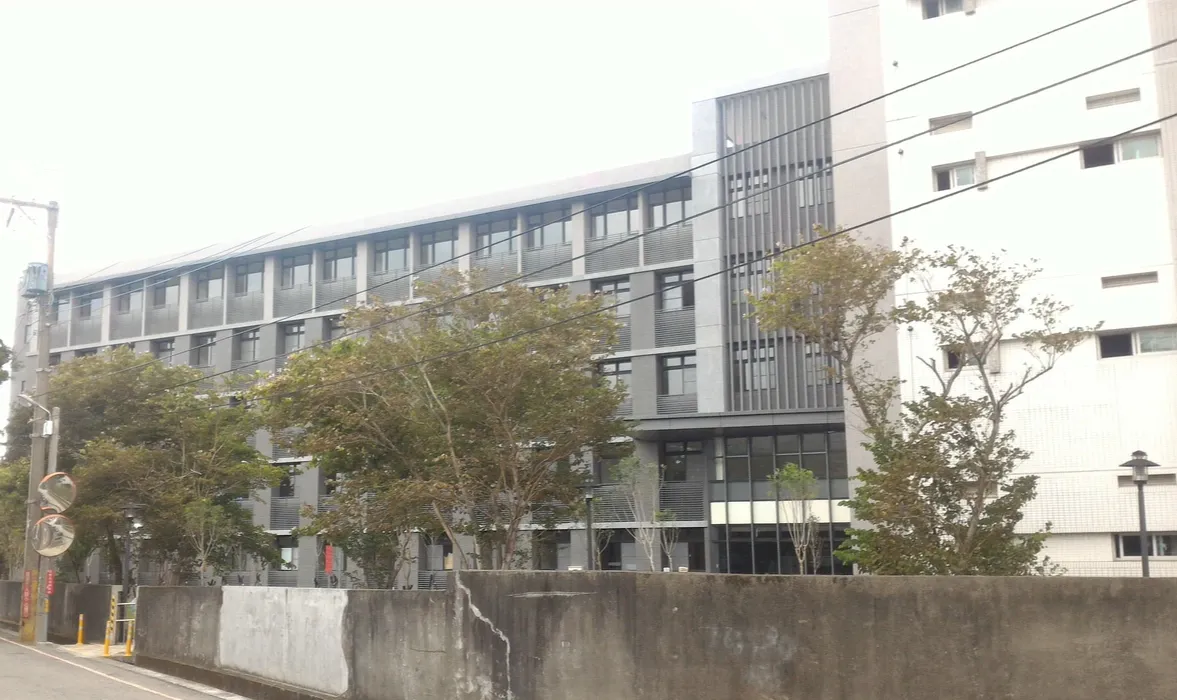 中央大學 工程五館B棟